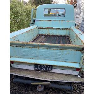 1955 Chevrolet
3100 Thriftmaster Stepside / Wellside
Right Hand Drive V8